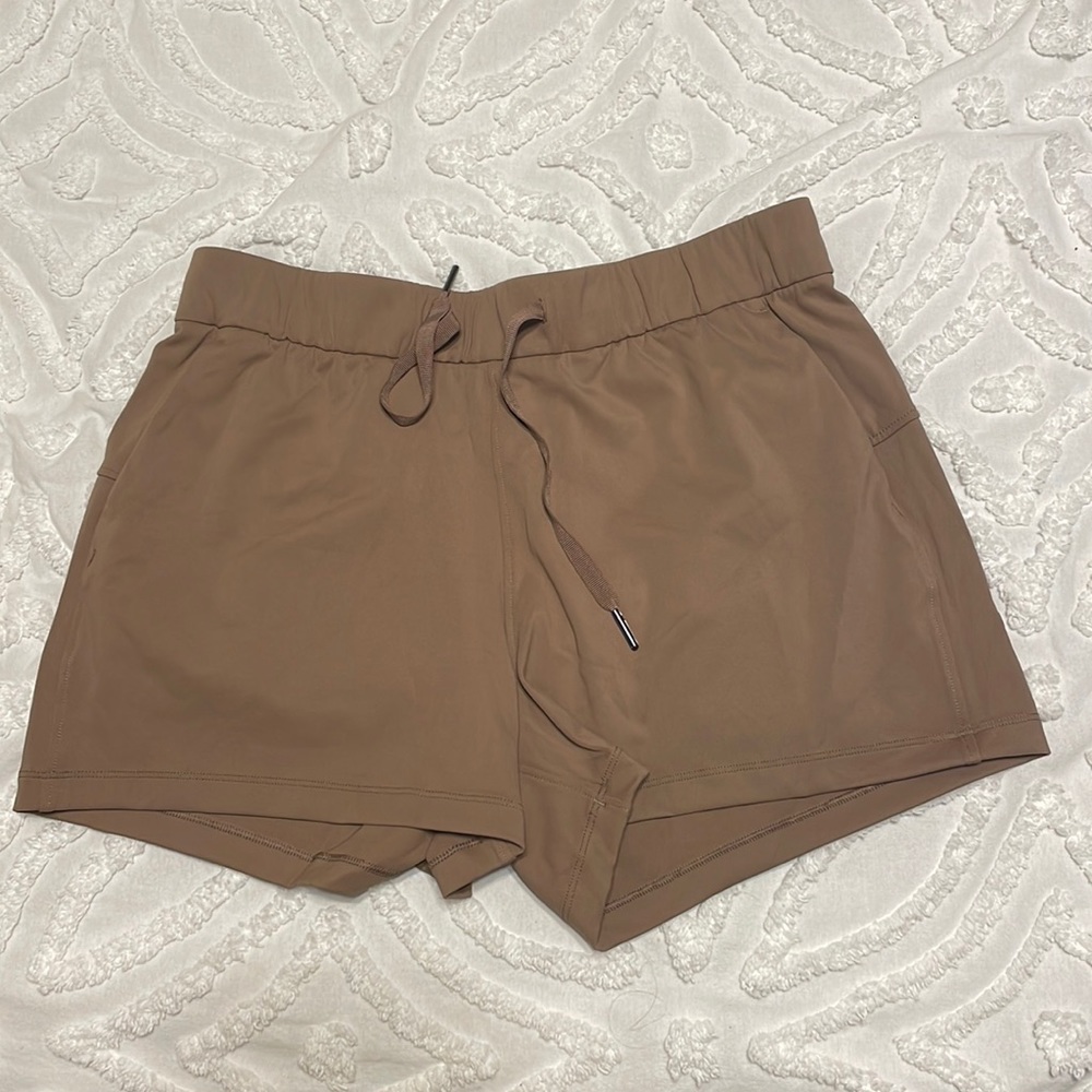 Brown CRZ Yoga shorts size small
